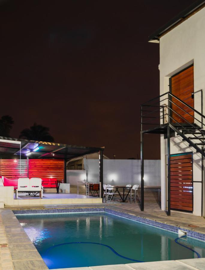 Hotel El Infinito Lifestyle Kempton Park Esterno foto