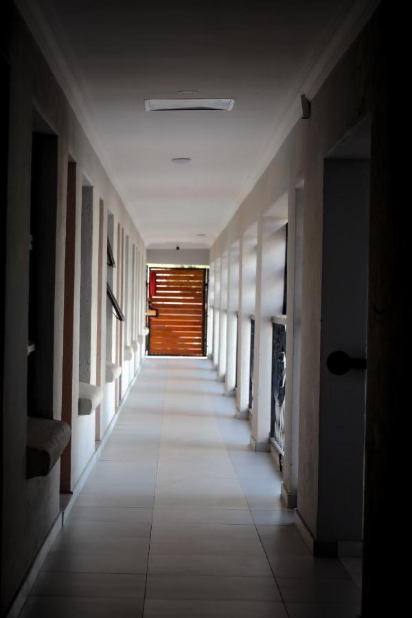 Hotel El Infinito Lifestyle Kempton Park Esterno foto