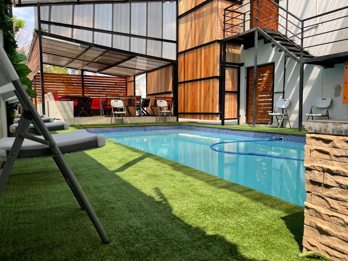 Hotel El Infinito Lifestyle Kempton Park Esterno foto